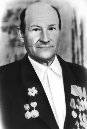 Кашин Яков Степанович (28.11.1924-16.08.1988). Участник Великой Отечественной войны.